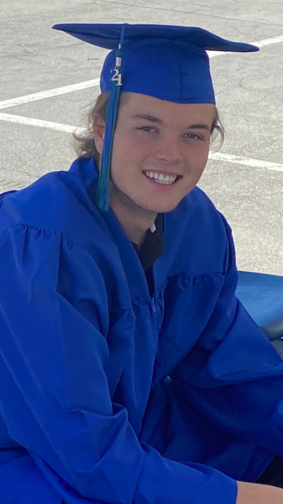 Class of 2021, Unisex Gifts for the Graduate!