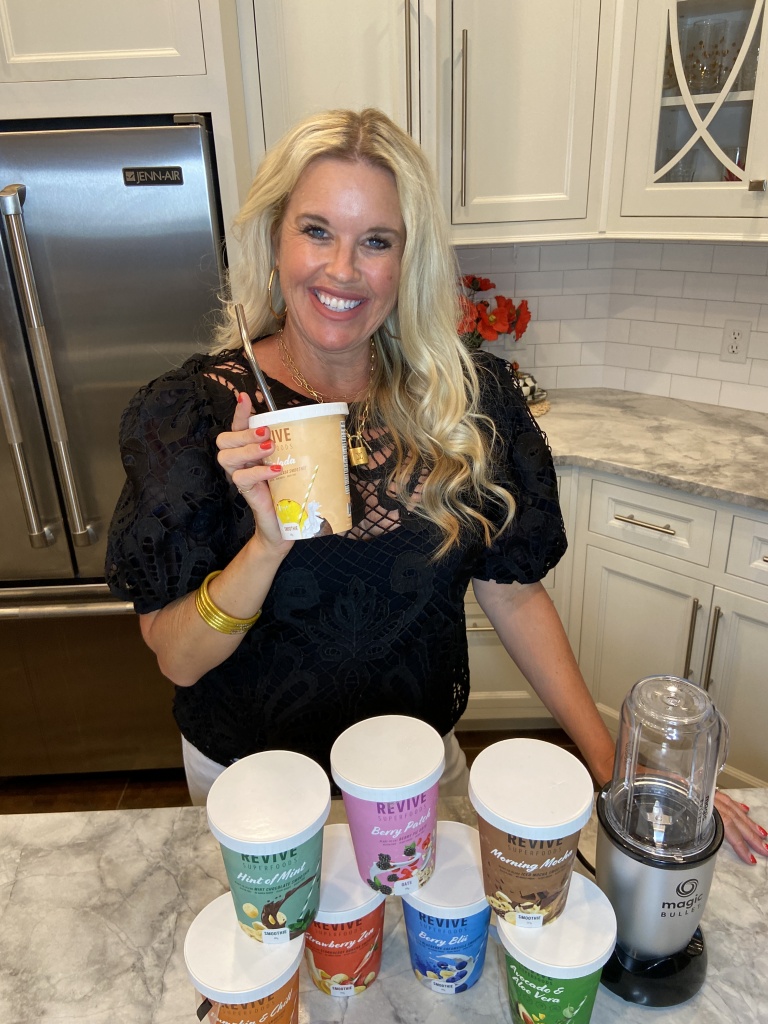 MY 5 Favorite Things for August! Using, Wearing, Eating.