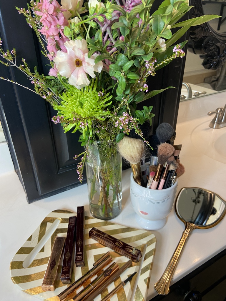 MY 5 Favorite Things for August! Using, Wearing, Eating.