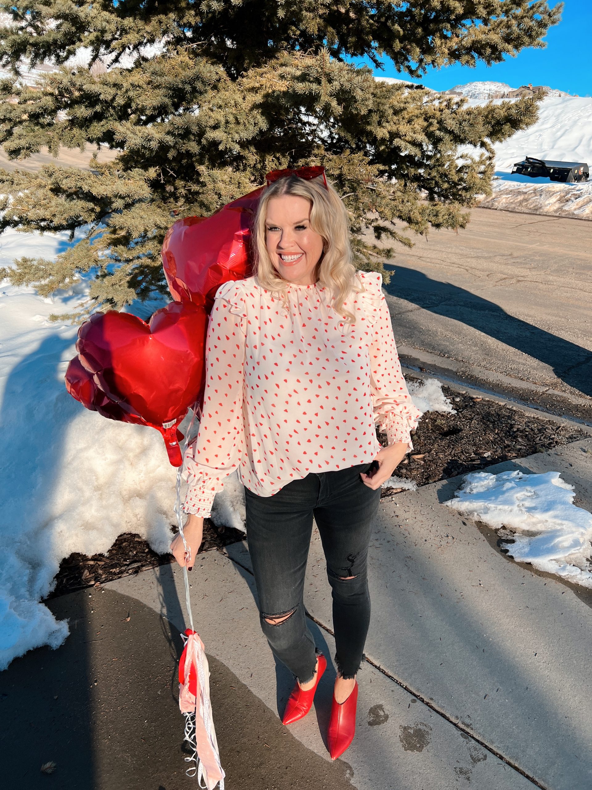 5 Valentine's Looks From Avara