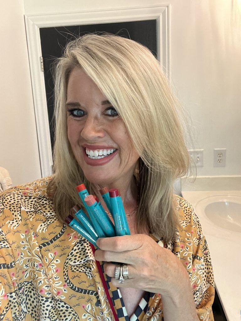 National Lipstick Day with Thrive Causemetics 