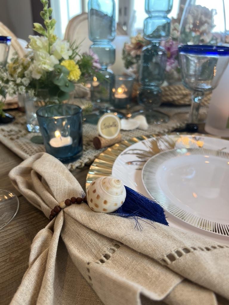 Affordable and Easy Coastal Tablescape