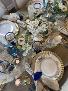 Affordable and Easy Coastal Tablescape