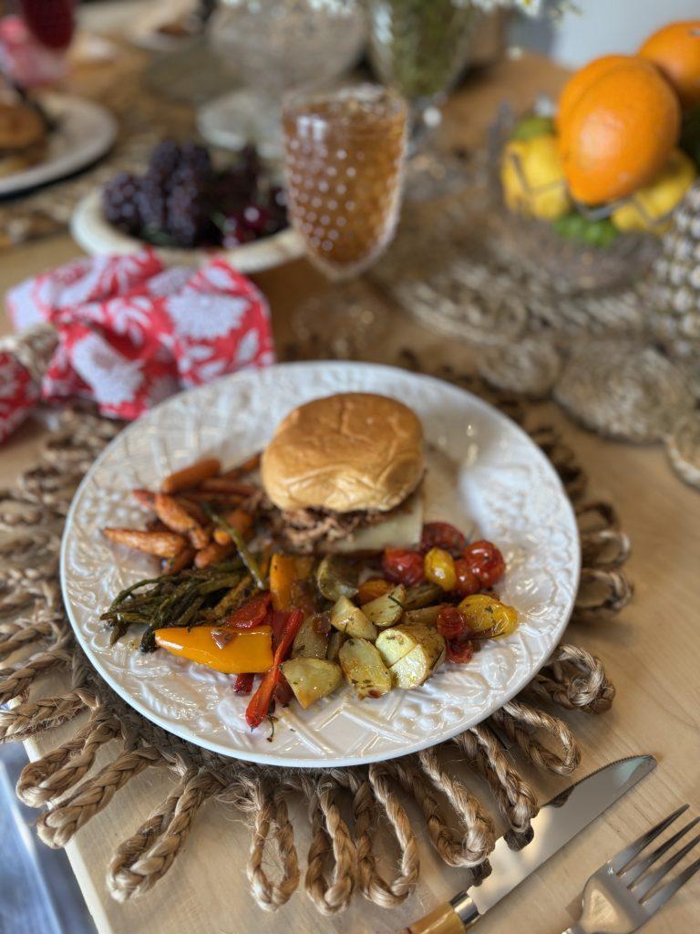 Easy Slow Cooker Shredded Bbq Chicken Sandwhiches