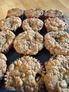 Apple Cinnamon Crumb Cake Muffin Recipe